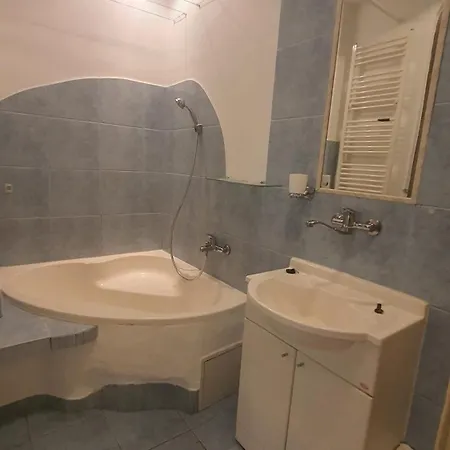 Mlynske Nivy 6, Ba Apartamento *