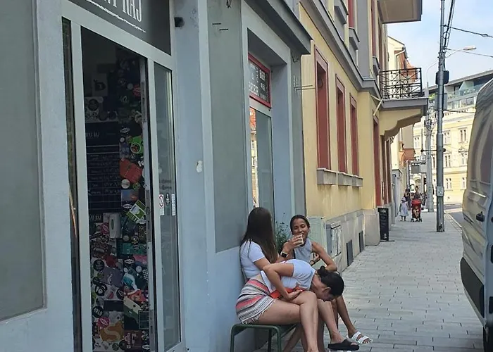Mlynske Nivy 6, Ba Appartamento